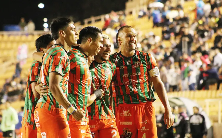 El equipo de fútbol Alebrijes de Oaxaca se prepara para su partido de revancha, en el que buscarán celebrar como visitantes ante Irapuato.