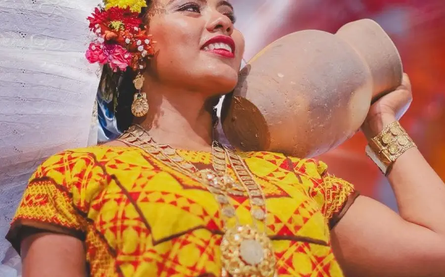 Cartel oficial de la convocatoria para la delegación de Asunción Ixtaltepec que busca participar en la Guelaguetza del año 2026.