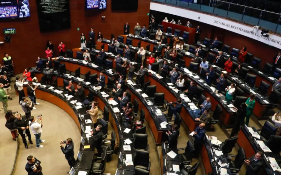 El pleno del Senado de la República durante la discusión de la Reforma Electoral, donde el método para elegir plurinominales genera división.