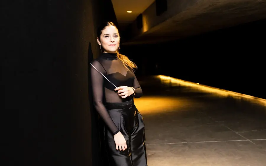 La directora coral mexicana Edith Mora posa para un retrato, como parte del ciclo de Jóvenes Directoras Latinoamericanas.