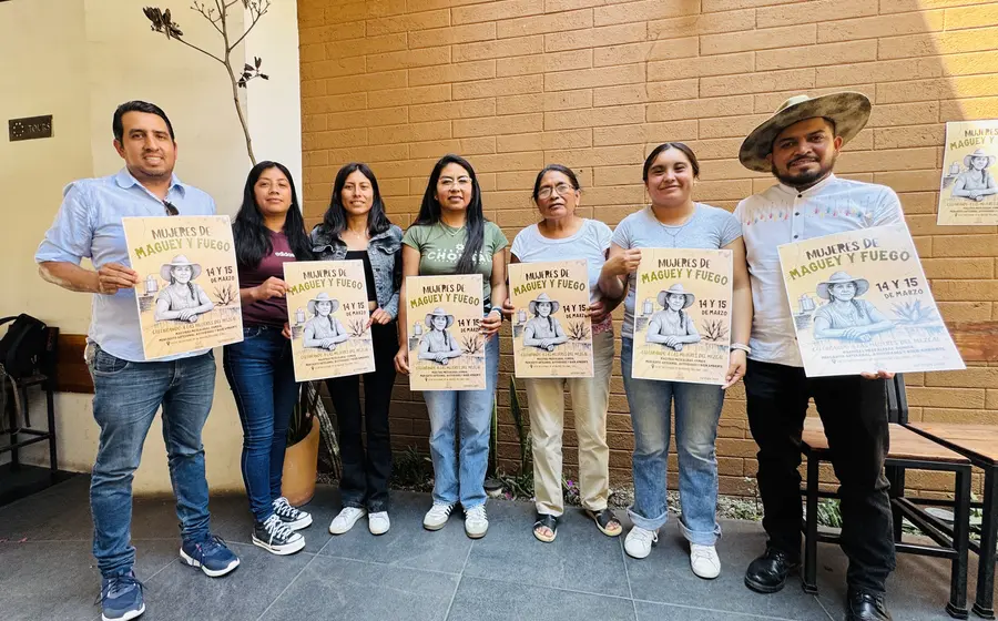 Cartel promocional del encuentro de mujeres mezcaleras llamado 'Mujeres de Maguey y Fuego', que se celebrará en el municipio de Ánimas Trujano.