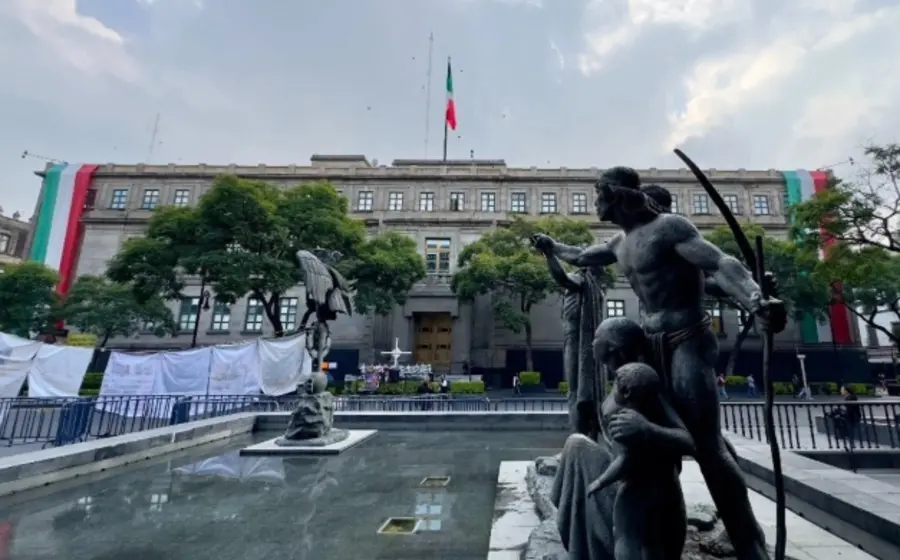 La Suprema Corte de Justicia de la Nación dejó firme la sentencia de indemnización para la periodista Lourdes Mendoza en el caso contra Lozoya.