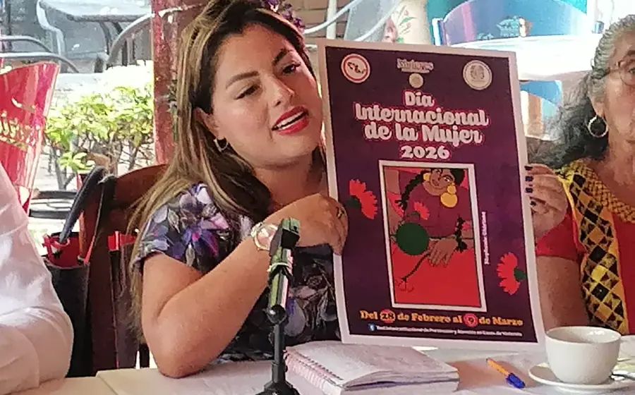 Natalia Sicarú Torres González, presidenta de la RIPACVM, durante la presentación de la jornada de actividades por el Día Internacional de la Mujer.