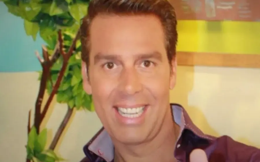 El conductor Raúl Osorio, quien se ausentó del programa Venga la Alegría por el duelo de su madre, rompe el silencio.