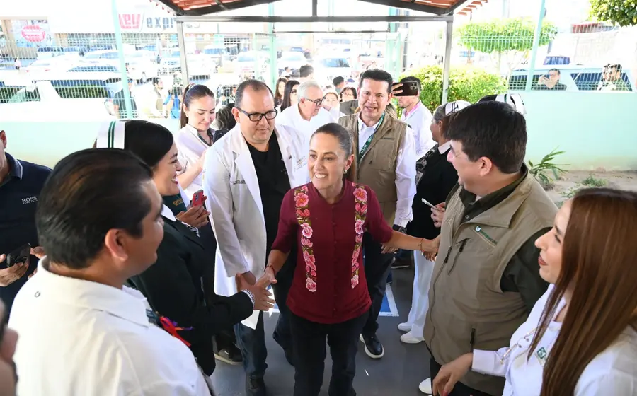 Claudia Sheinbaum encabeza el inicio de la construcción del nuevo Hospital de Especialidades del IMSS en Culiacán, como parte de su gira.