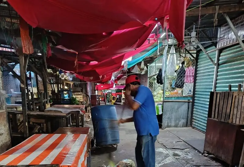 Limpieza a fondo en mercados para frenar enfermedades en el Istmo.