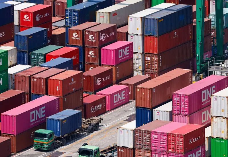 Movimiento comercial: ajustan tarifas al acero mexicano y canadiense.