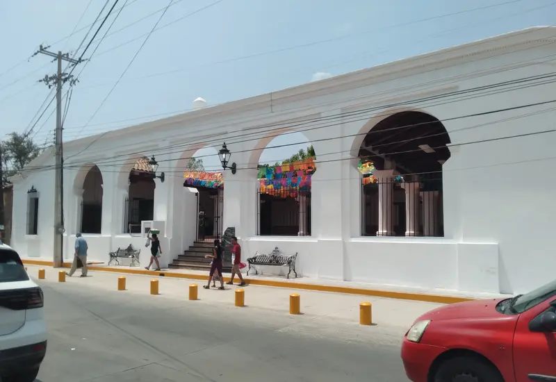 Este día, escuelas públicas y privadas reinician labores académicas.