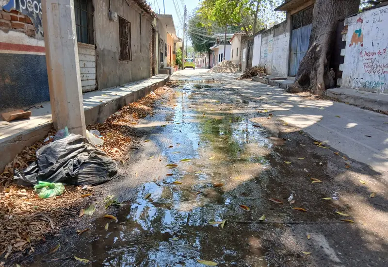 La fuga lleva más de dos semanas sin ser atendida.