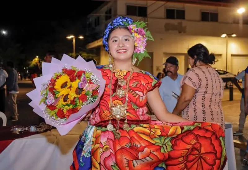 Amanda Martínez, la joven elegida para representar la cultura de Juchitán en el certamen estatal de la Diosa Centéotl 2026.