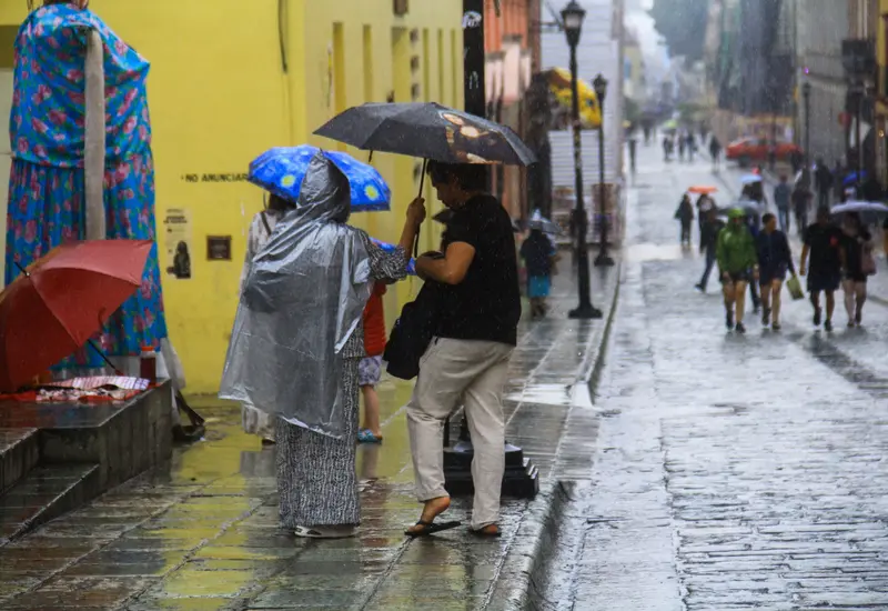 Pronostican chubascos intensos y posibles afectaciones por mal clima.