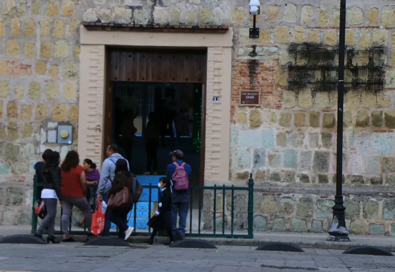 Más de 12 mil escuelas reabren en Oaxaca tras Semana Santa.