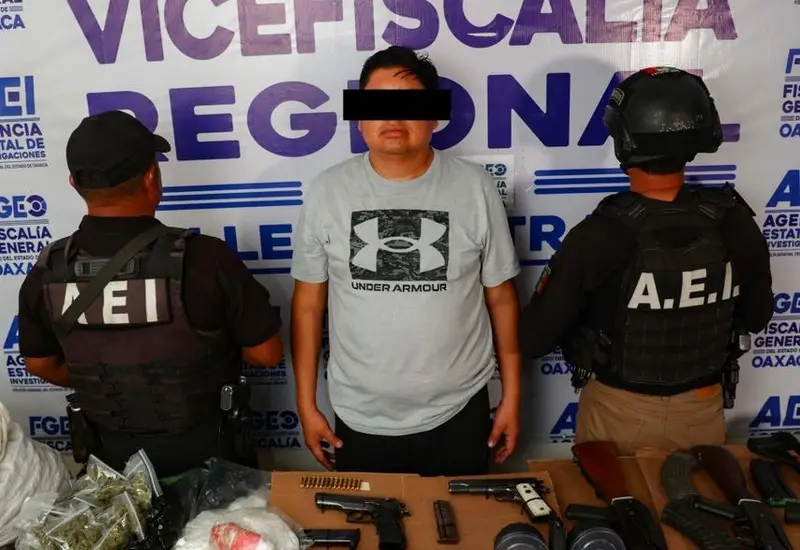 Detienen a jefe de plaza en Ocotlán: aseguraron lanzagranadas, AK-47 y droga por 1.5 MDP.