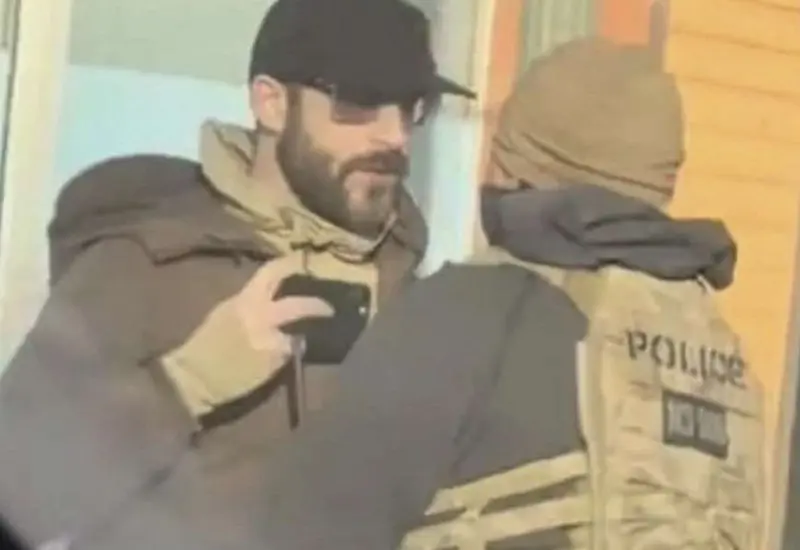 El enfermero Alex Pretti, quien falleció tras recibir varios disparos después de ser inmovilizado por los agentes ahora suspendidos por el caso.