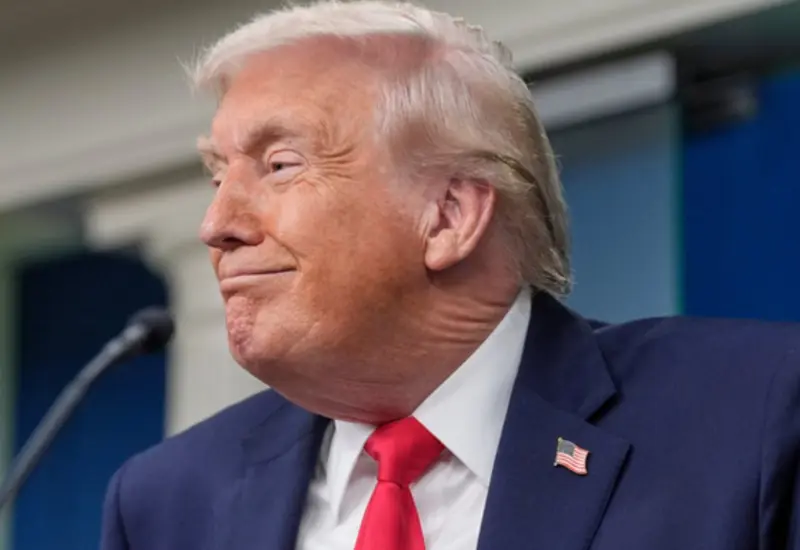 El expresidente Donald Trump declara, en tono de broma, su intención de querer llamar al Golfo de México el 'golfo de Trump'.