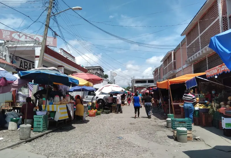 Ciudadanos se reincorporan a sus actividades laborales y cotidianas al concluir el maratón Guadalupe-Reyes, marcando el fin de las festividades de la temporada.