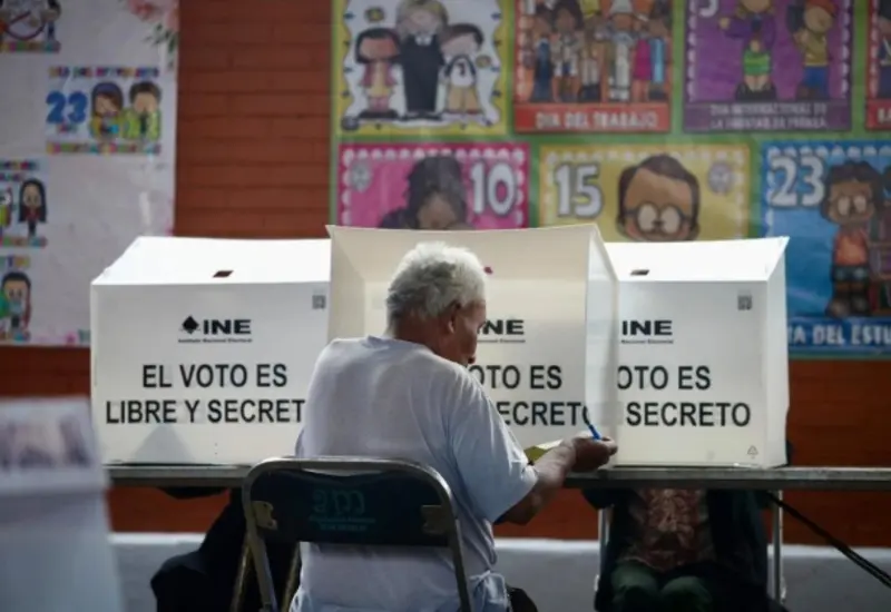 Un representante de Colefom exhorta a los actores políticos a sumarse al debate sobre la reforma electoral propuesta por Claudia Sheinbaum.