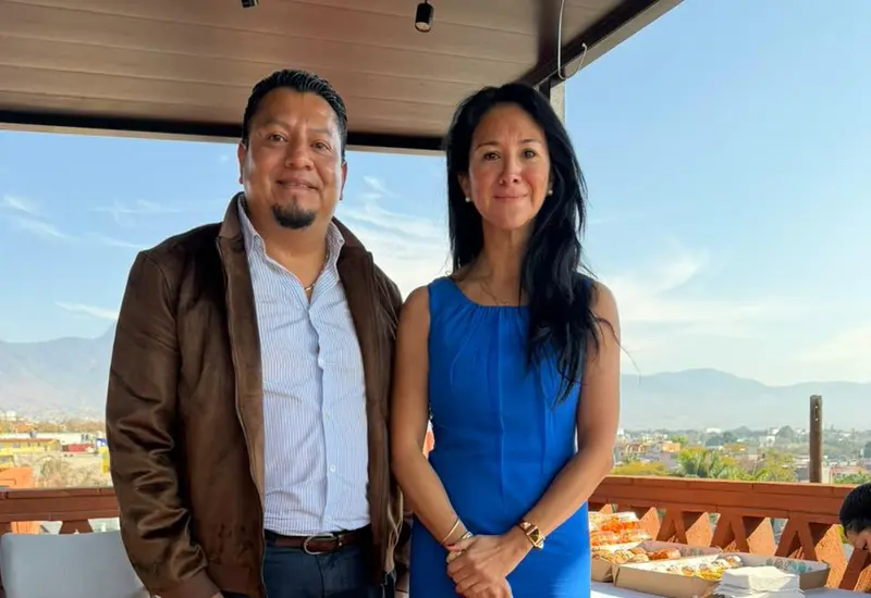 La cónsul de Francia, Roamhy Heras, durante su visita a Oaxaca para fortalecer los lazos de diplomacia cultural entre ambas regiones.