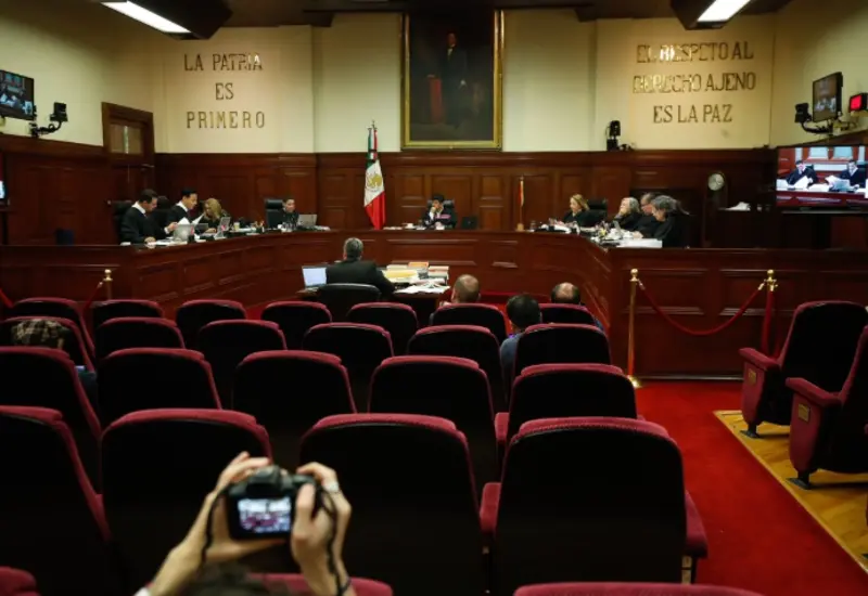 La Suprema Corte de Justicia de la Nación, la cual rechazó que el aguinaldo forme parte de la pensión para los jubilados de Zacatecas.