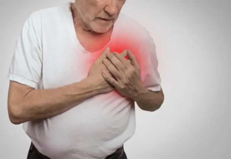 Ilustración conceptual de un corazón para representar el alarmante aumento de muertes por infartos fulminantes que se registra en la capital.