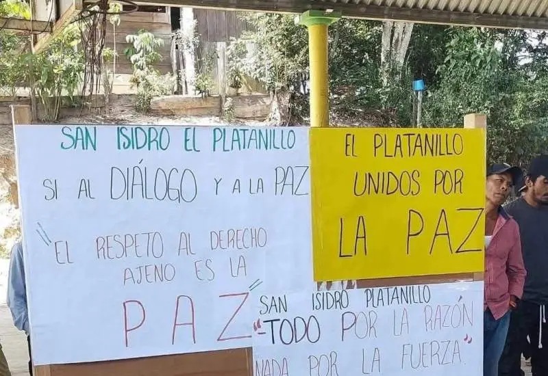 Imagen que ilustra el conflicto agrario entre Santa María Petapa y San Juan Mazatlán, un litigio por la tenencia de tierras comunales.