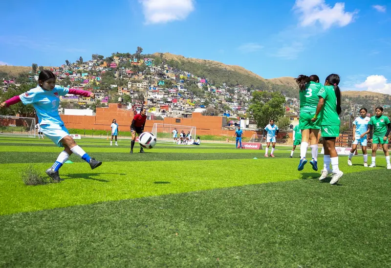 Jugadoras de futbol listas para el arranque del torneo estatal del Mundialito IMSS 2026 en su categoría femenil, que inicia el sábado.