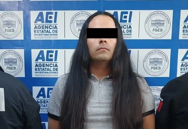 Jonathan G.M., el hombre que fue detenido por las autoridades como presunto responsable de un asesinato ocurrido en un bar de Juxtlahuaca.