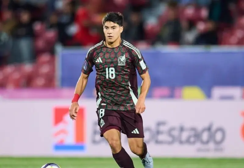 El futbolista Obed Vargas, quien según los reportes está muy cerca de fichar con el club español Atlético de Madrid para jugar en Europa.