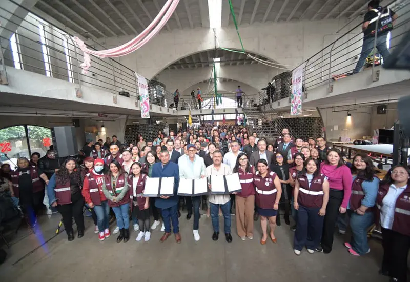México avanza en educación.