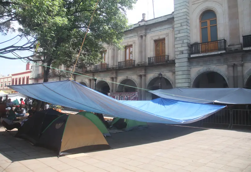 Paro de 72 horas sacude al país: CNTE bloquea y advierte radicalizar acciones.