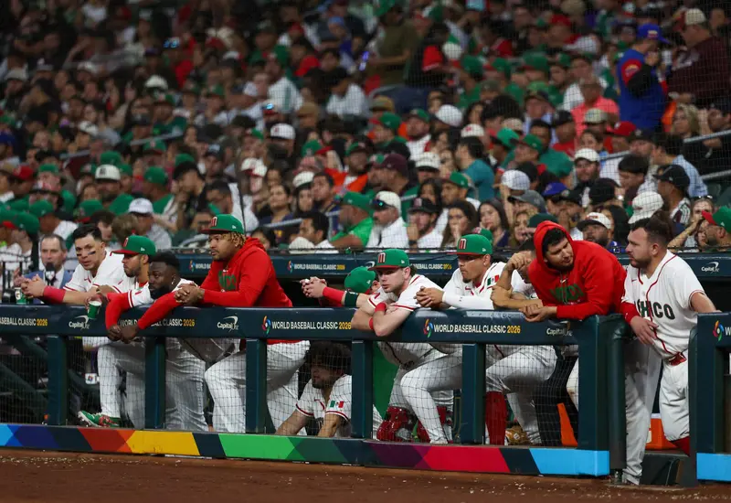 Caras largas en los jugadores de México