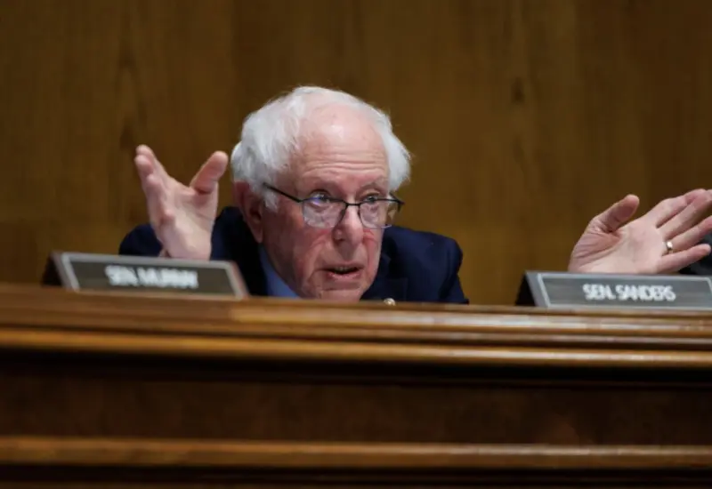El senador de Estados Unidos, Bernie Sanders, quien señaló que la ofensiva contra Irán es una acción ilegal, premeditada e inconstitucional.