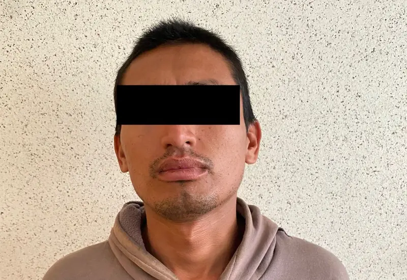 El hombre señalado como presunto acosador de una estudiante, quien fue formalmente vinculado a proceso por un juez tras la audiencia.