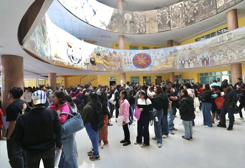 El sindicato STEUABJO niega tener responsabilidad en los trámites administrativos de inscripción y regularización en la Facultad de Derecho de la UABJO.