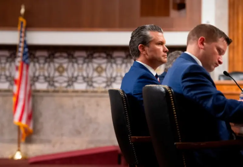 Pete Hegseth sostiene que la tregua detiene el plazo legal de 60 días.